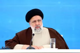 IRANIAN PRESIDENT, FOREIGN MINISTER DIE IN HELICOPTER CRASH