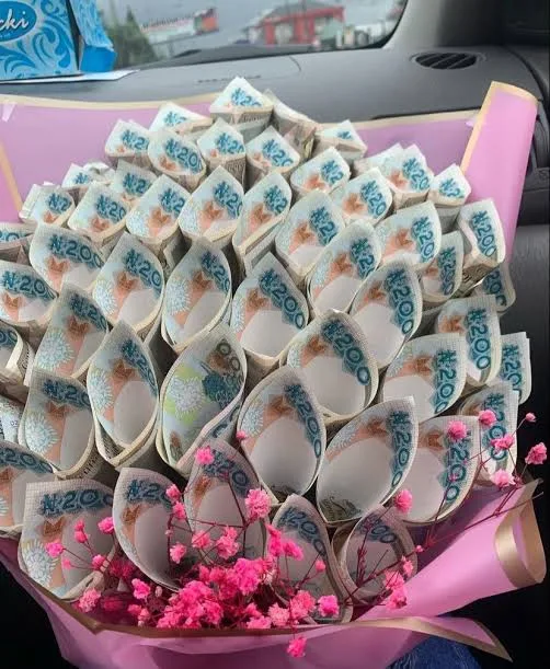 VALENTINE’S DAY: FEDERAL GOVERNMENT BANS MONEY BOUQUET