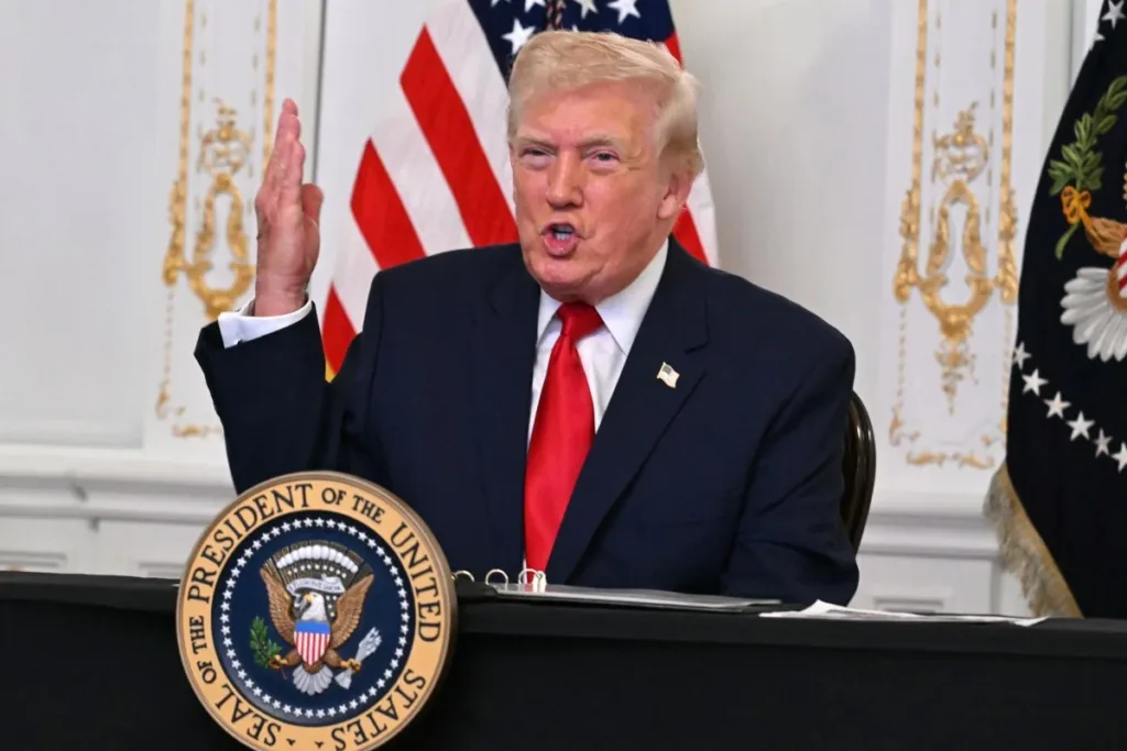 TRUMP ORDERS US NAVY TO BLOCK STRAIT OF HORMUZ AFTER DEADLOCK WITH IRAN