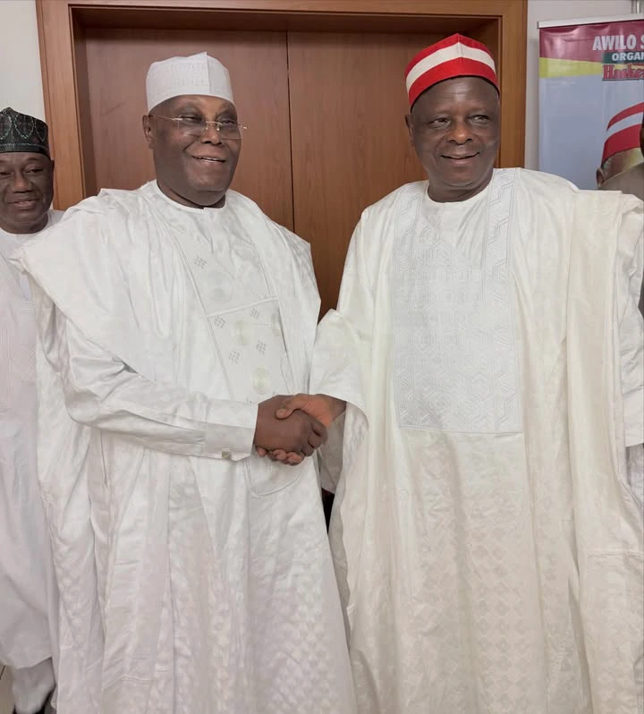 KWANKWASO HOSTS ATIKU ABUBAKAR, OTHERS AT HIS RESIDENCE AFTER JUMU’AT PRAYER IN ABUJA